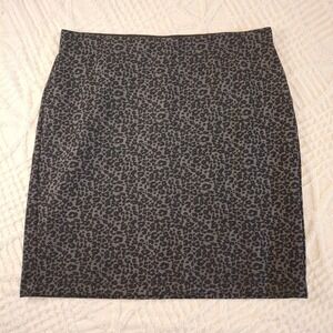 LOFT Plus Leopard Print Pencil‎ Skirt Gray Black Women's Size 18 Knee Length